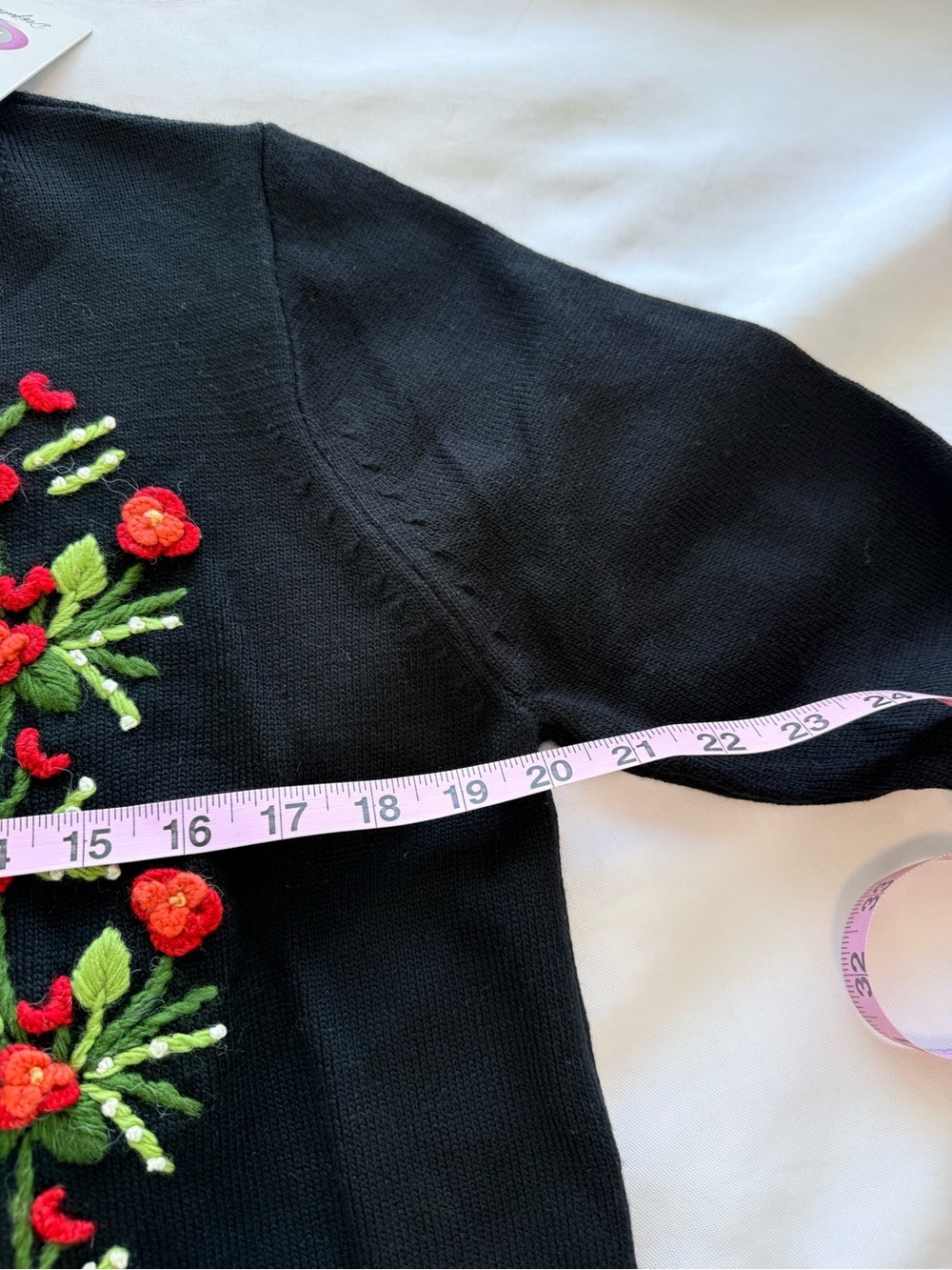 Embroidered Floral Cardigan Sweater Size M - Picture 10 of 11